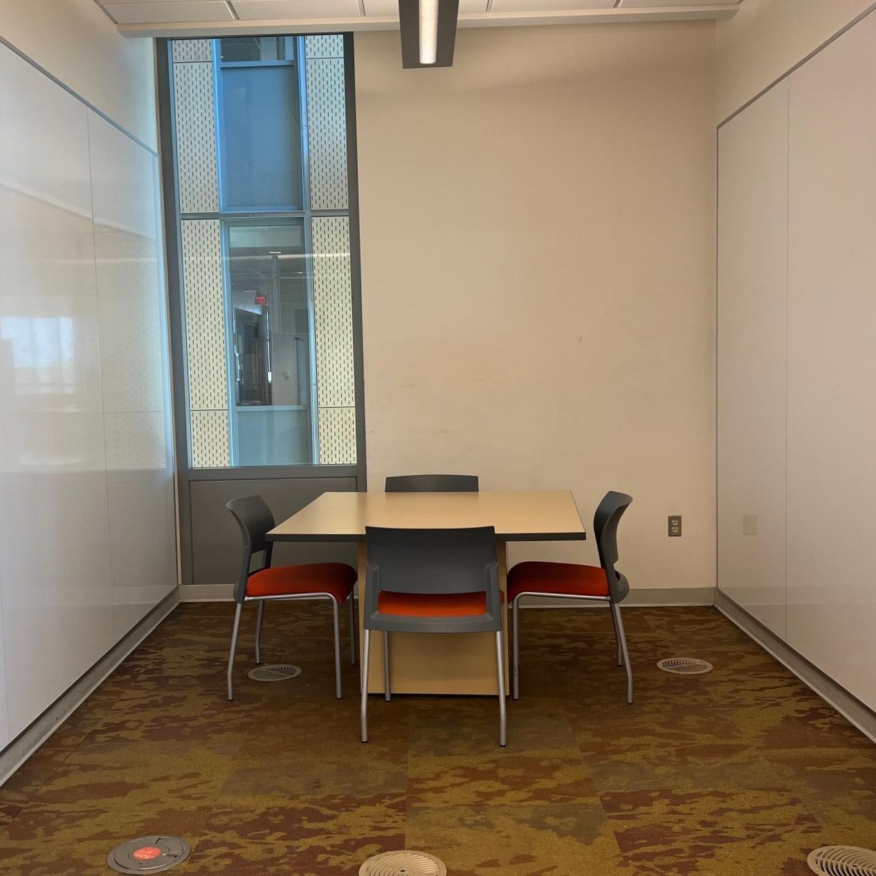 Photo of the innovation zone study alcove